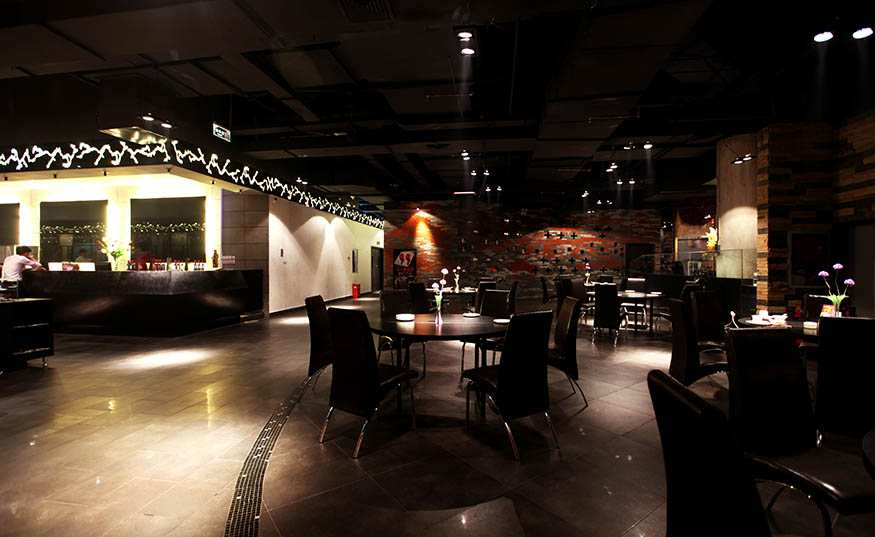 香江匯時(shí)尚餐廳裝修設(shè)計(jì)第三張效果圖