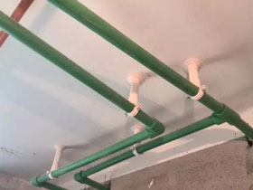 水管走地面好還是走墻頂好？讀完不在糾結(jié)