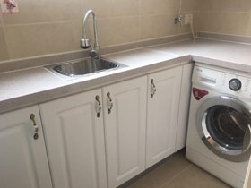 櫥柜臺(tái)面到底是石英石臺(tái)面好？還是不銹鋼臺(tái)面好？